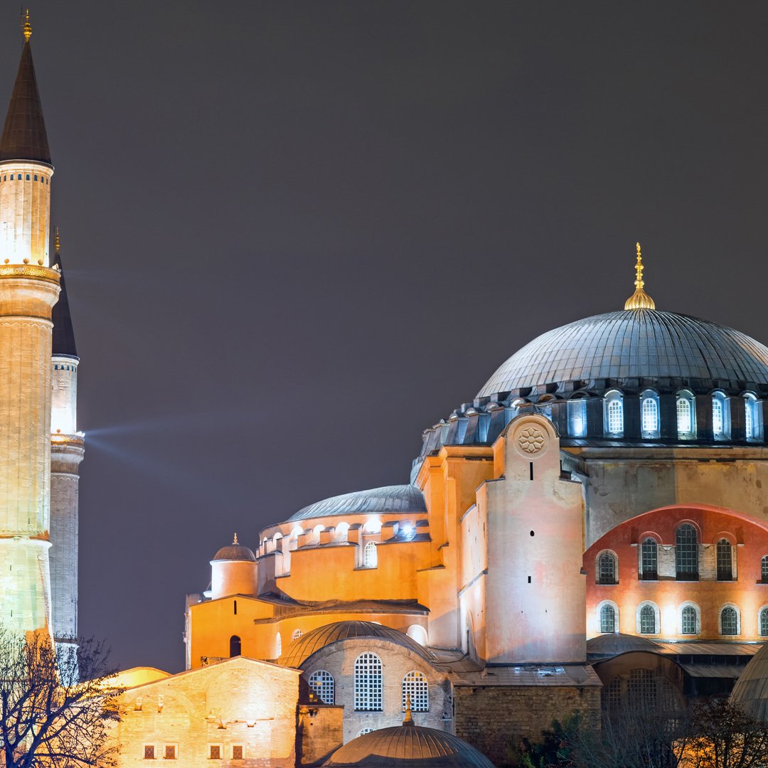The most beautiful example of history and faith; Hagia Sophia!